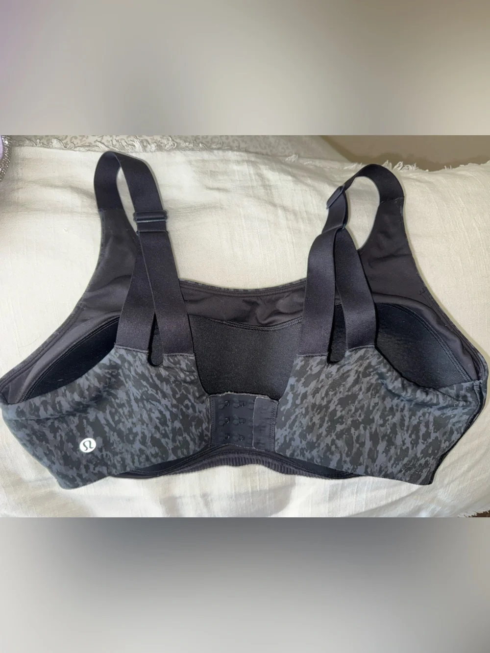 lululemon In Alignment Bra - Picture 2 of 3